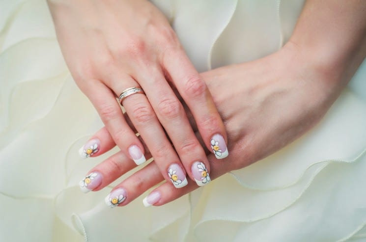 Svatební nehty: 55 skvělých nápadů na svatební manikúru