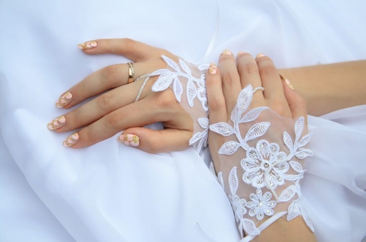 Svatební nehty: 55 skvělých nápadů na svatební manikúru 19