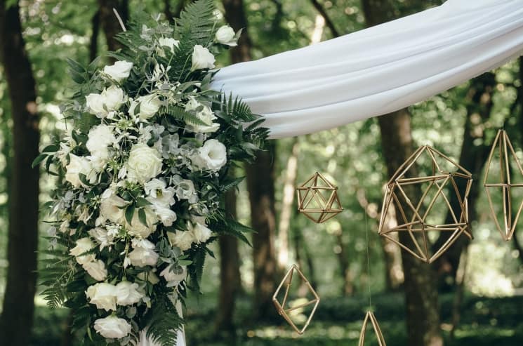Svatba v lese: 13 tipů, jak naplánovat dokonalou lesní svatbu 3