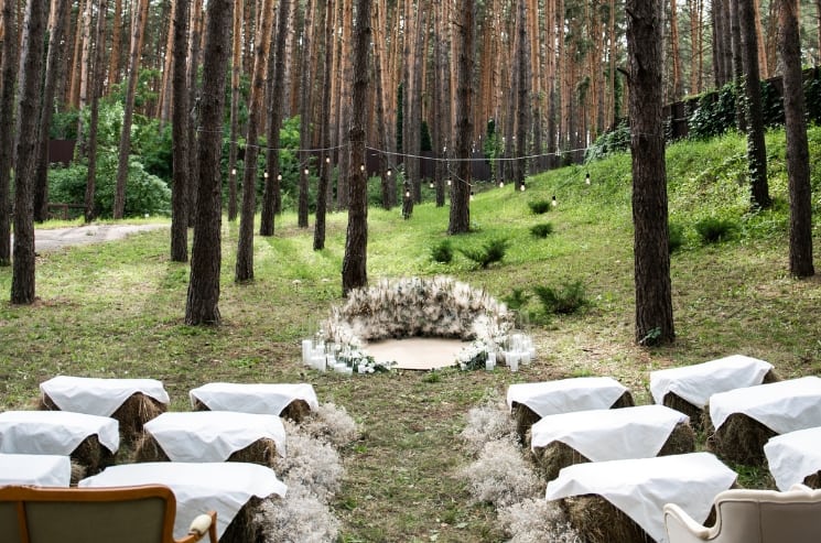Svatba v lese: 13 tipů, jak naplánovat dokonalou lesní svatbu 5