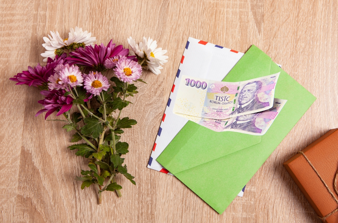 Jak si říct o peníze jako svatební dar? 35 vzorových textů