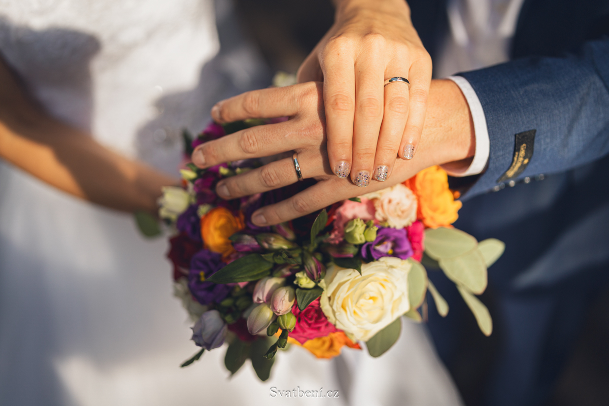 Levná svatba: 21 chytrých triků, jak ušetřit na svatbě (2024)